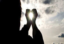 开云平台-勒沃库森血洗巴萨，萨内关键制胜：欧战奇迹引爆足球盛宴