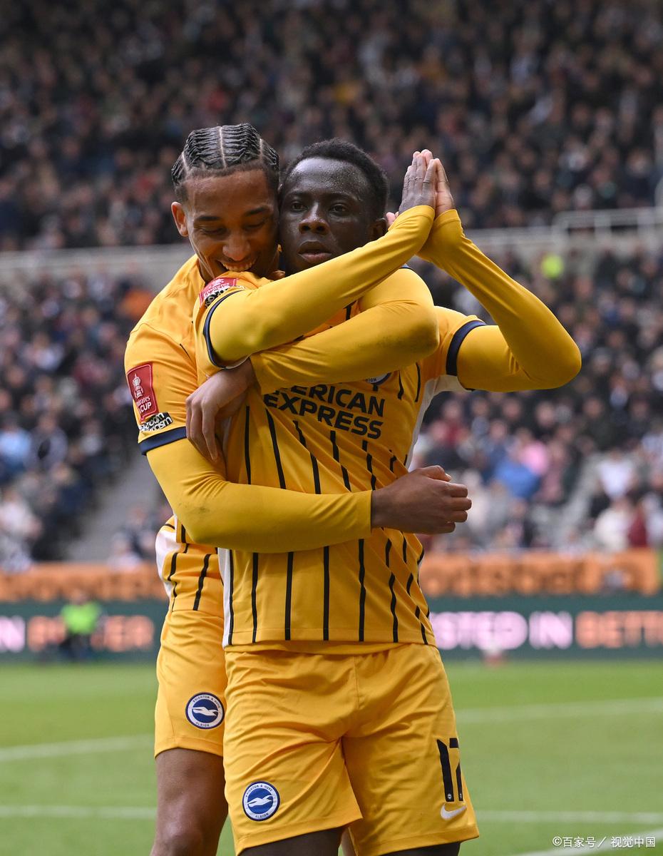 西汉姆主场输给纽卡斯尔,遭遇两连败的简单介绍 西汉姆主场输给纽卡斯尔,遭遇两连败的简单介绍