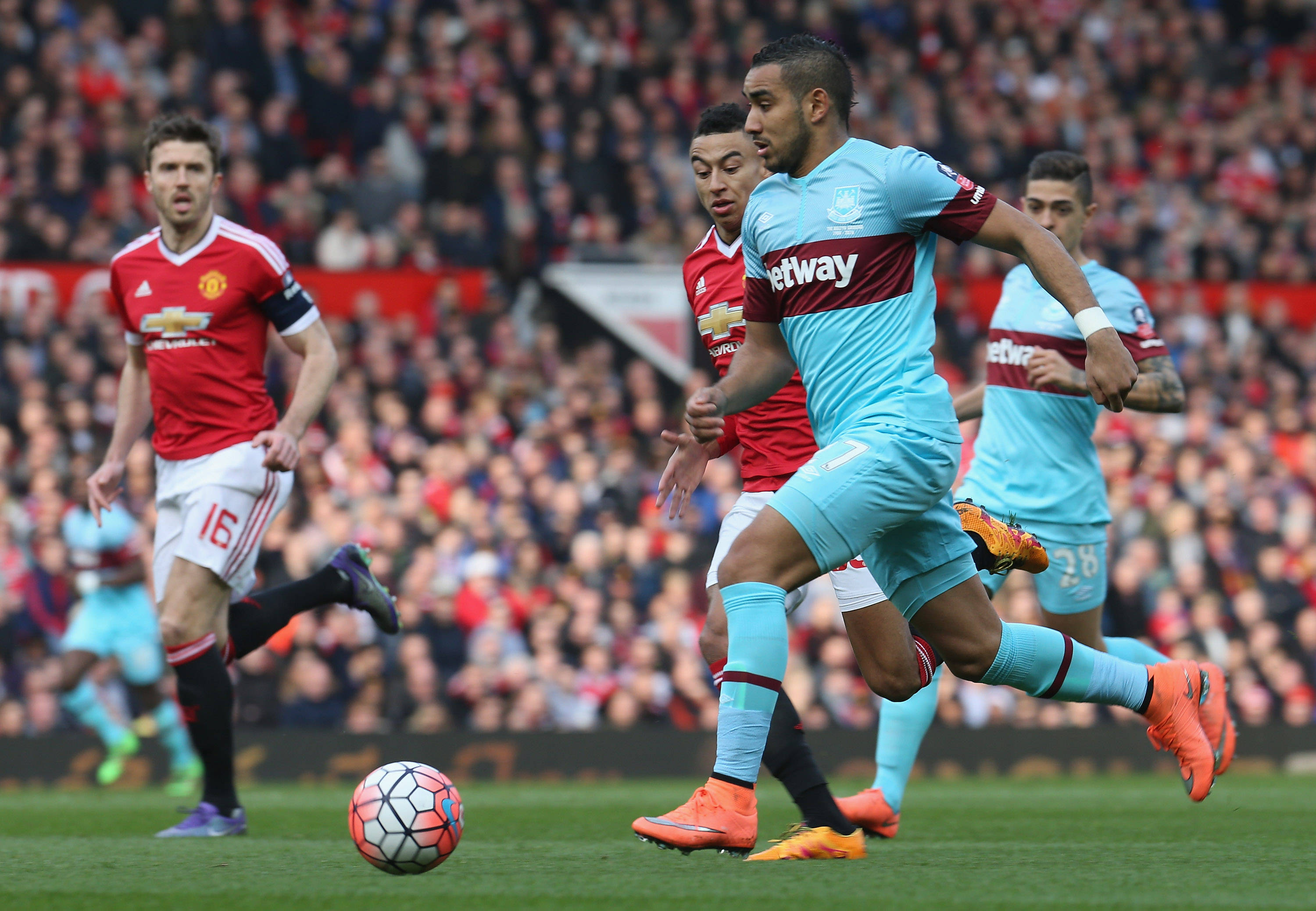 西汉姆主场输给纽卡斯尔,遭遇两连败的简单介绍 西汉姆主场输给纽卡斯尔,遭遇两连败的简单介绍