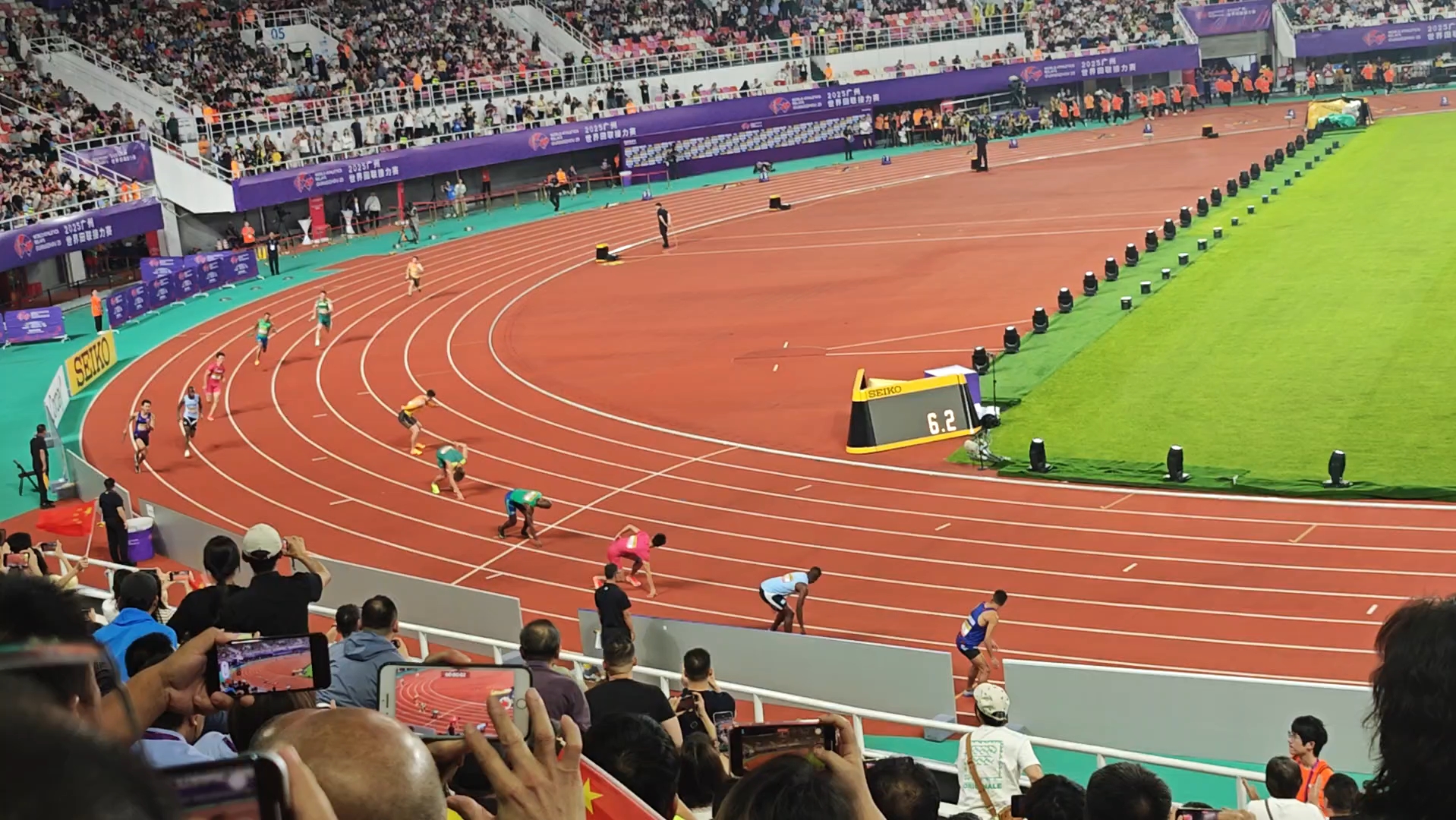 PSG横扫RNG，Faker团战一打五2025世界赛2:0（广州）