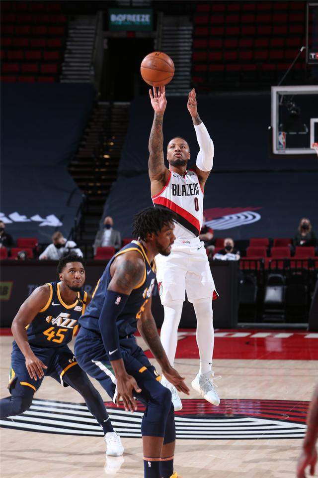 开拓者队内部问题浮现,需尽快解决 开拓者队内部问题浮现,需尽快解决