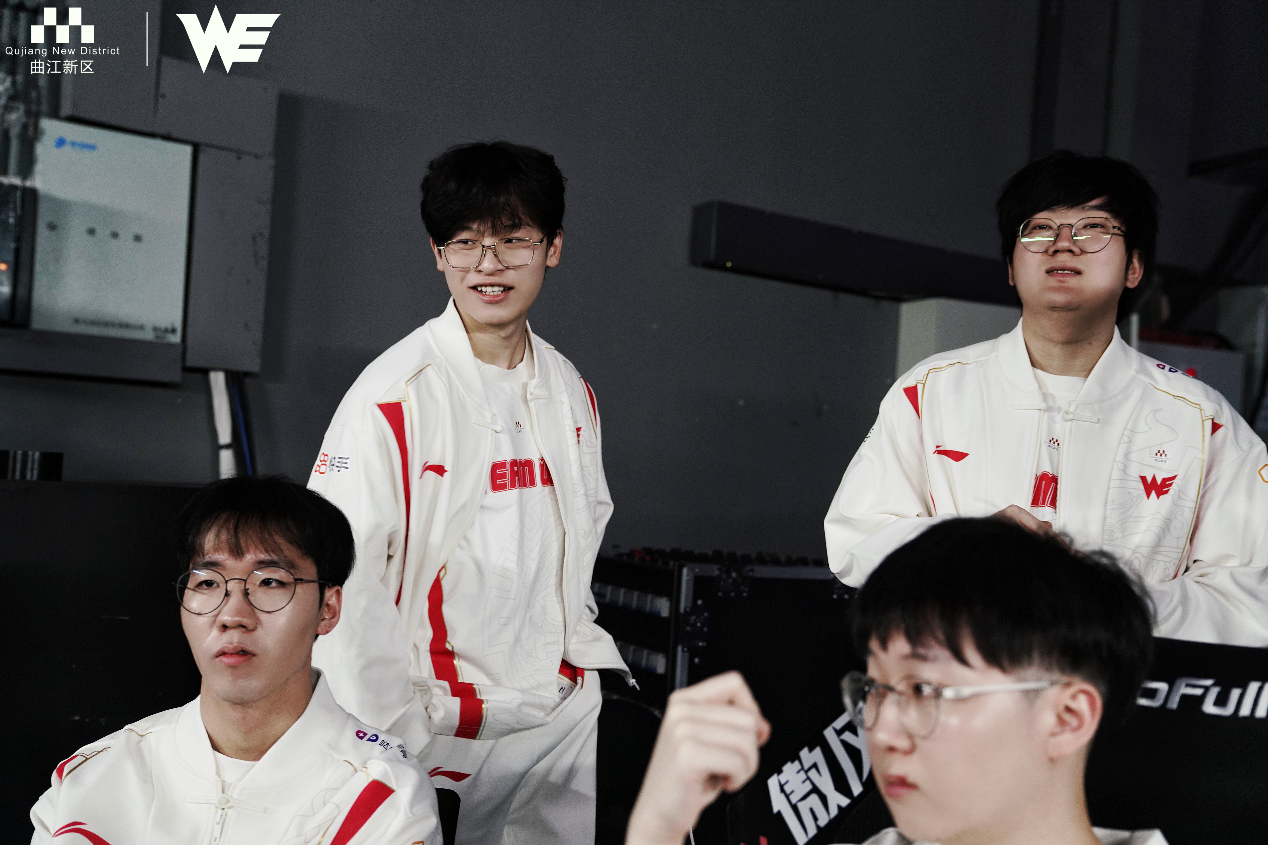 包含TeamWE绝杀RGE，Meiko2惊艳世界的词条