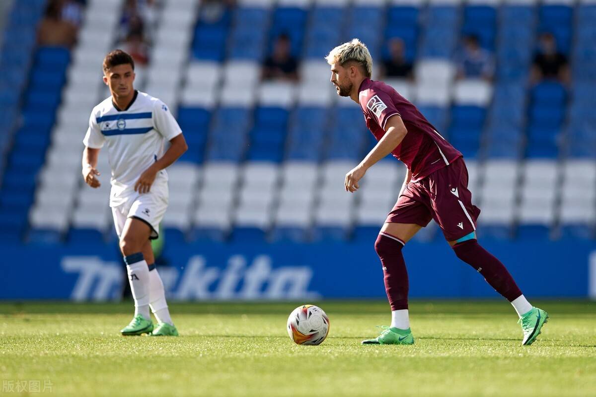 莱比锡红牛横扫瑞士,格列兹曼关键制胜 莱比锡红牛横扫瑞士,格列兹曼关键制胜